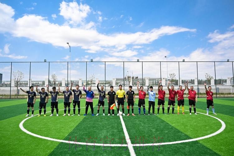 中华人民共和国第十四届运动会群众比赛足球项目五人制女子乙组(老将组)决赛开赛 中华人民共和国第十四届运动会群众比赛足球项目五人制女子乙组(老将组)决赛开赛